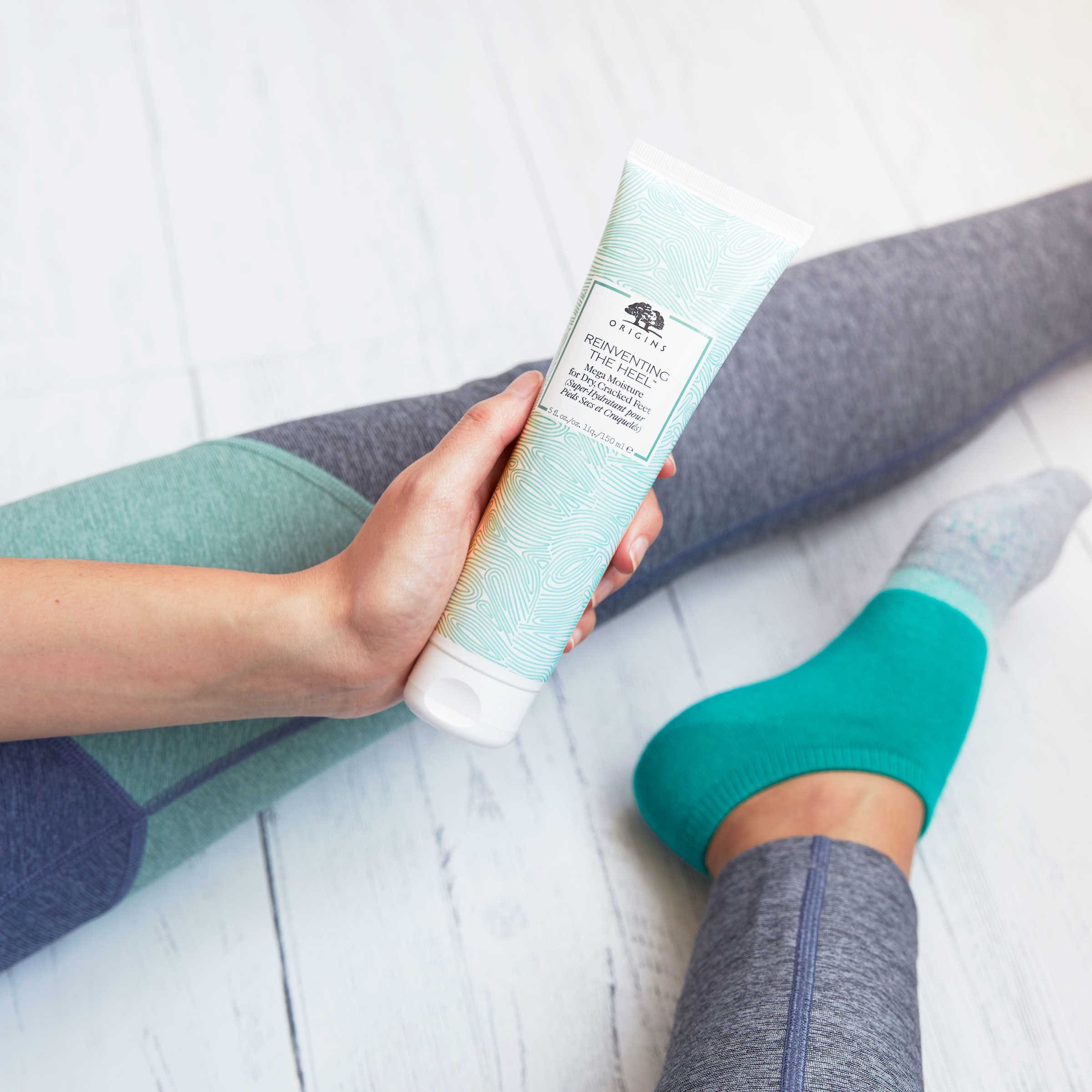 EELHOE Cracked Heel Cream Banana Milk Repair Dry Skin Moisturizing Crack  Heel Care Foot Whitening Massage Cream | Shopee Philippines